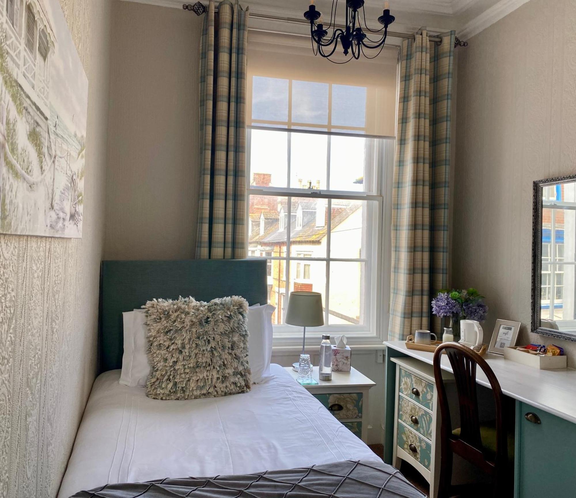 Guest house The Wadham Weymouth